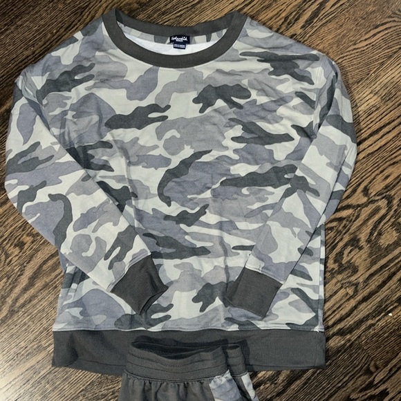 Splendid Camo set - Picture 2 of 3